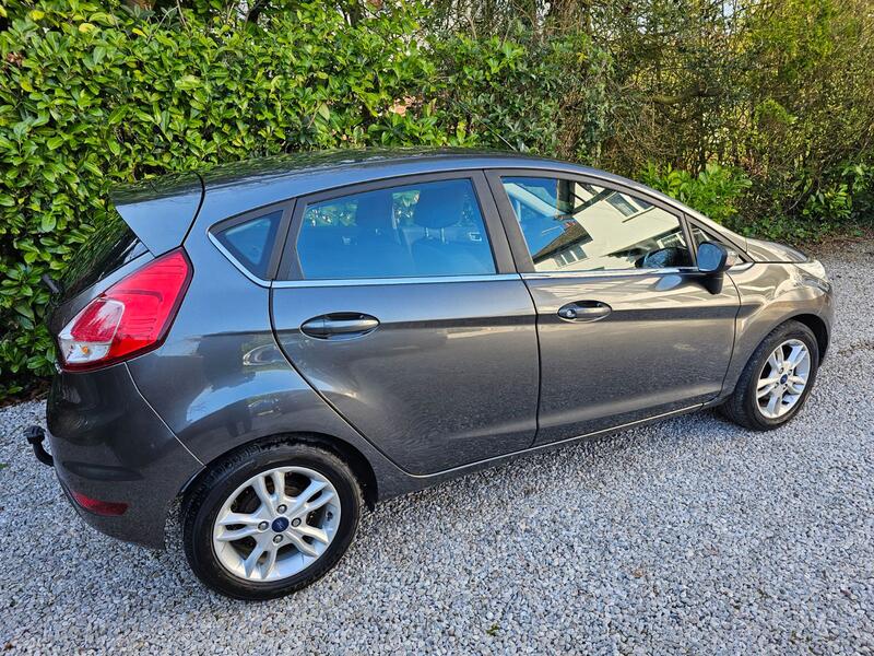 FORD FIESTA