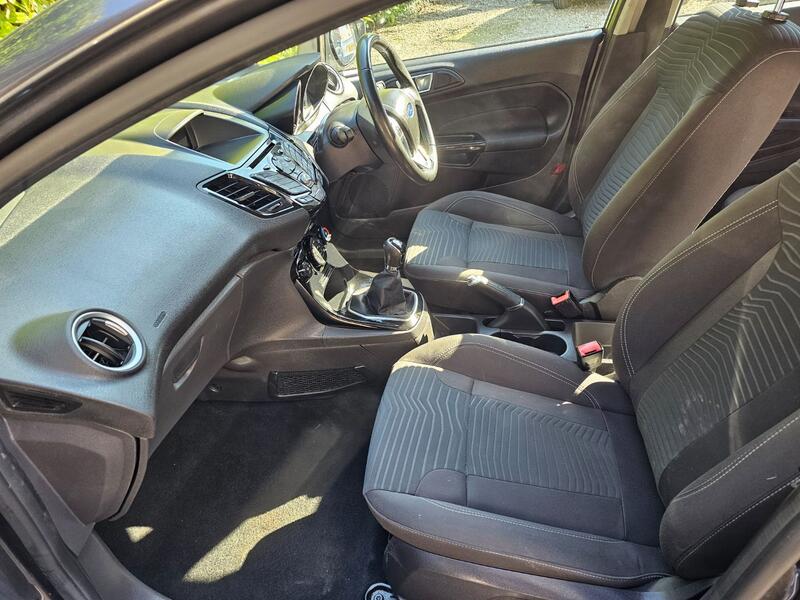 FORD FIESTA