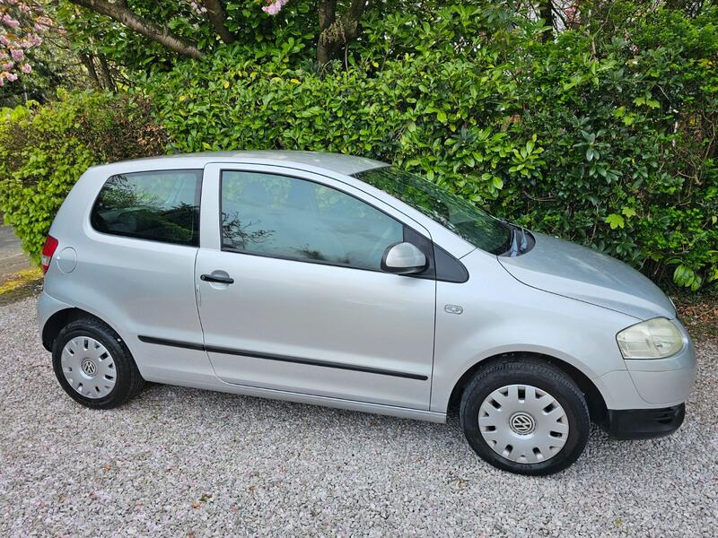 VOLKSWAGEN FOX