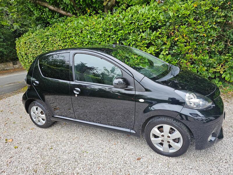 TOYOTA AYGO 1.0 VVT-i Fire